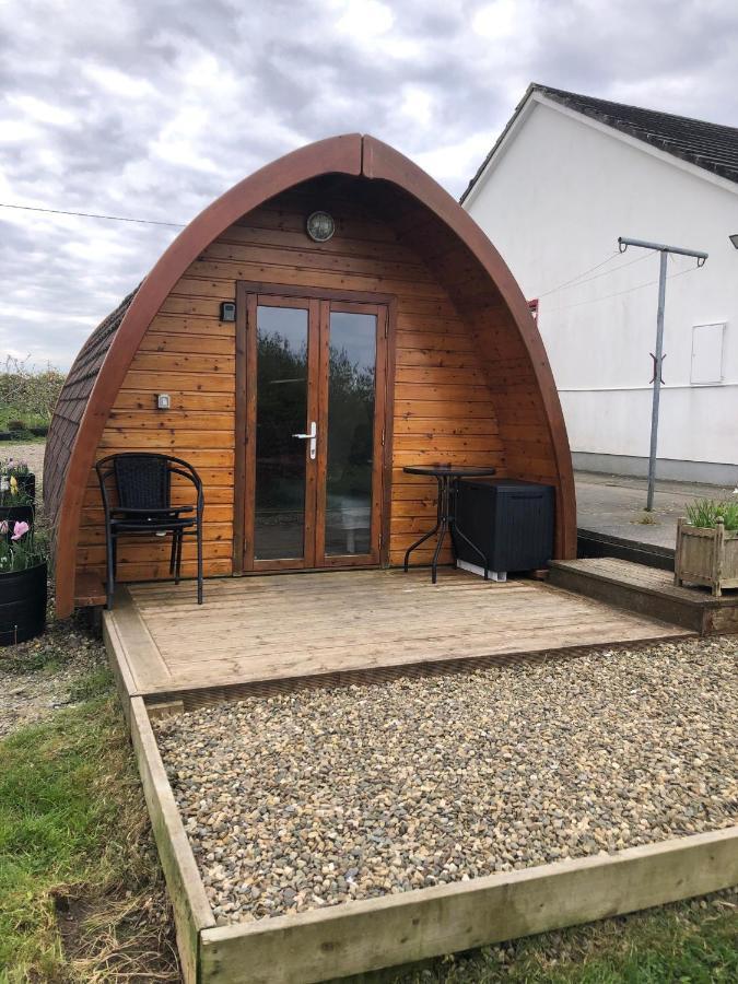 The Rainbow Pod Villa Milltown Malbay Eksteriør billede